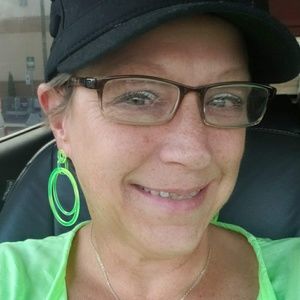 Meet your Posher, Christine